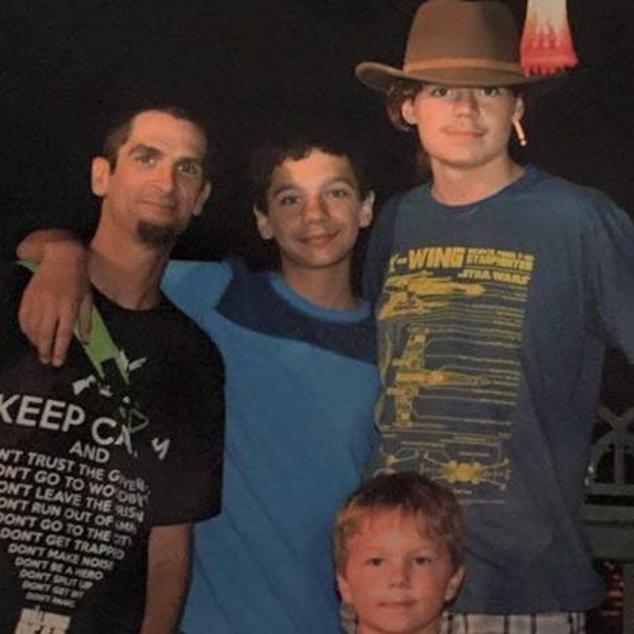 Marshall Starcher - Poshmark Profile Picture of Marshall Starcher (@chezzzy81) on Poshmark