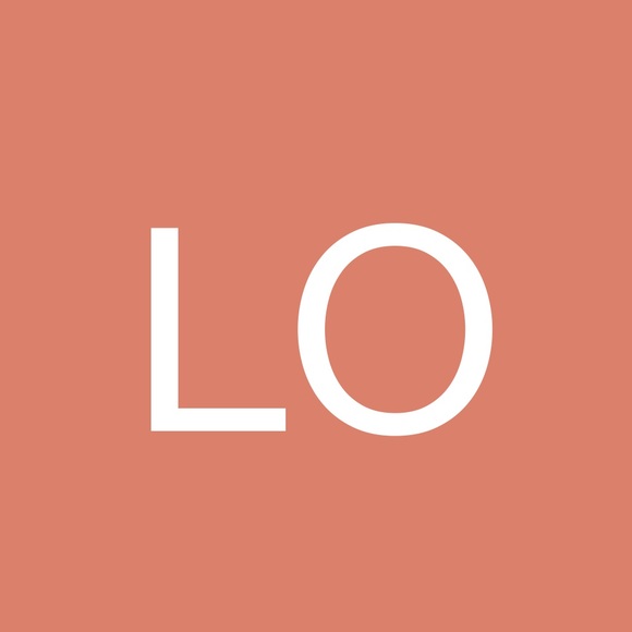 Profile Picture of Lorena Ojeda (@lorenaojeda1) on Poshmark