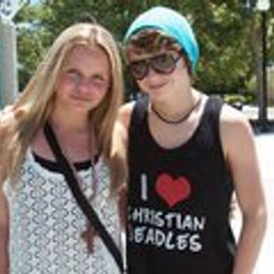 Profile Picture of Melissa.♥ (@@AlliSimpsonArmy) on Twitter