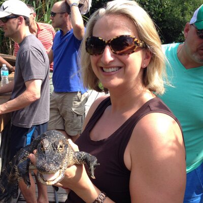 Profile Picture of Anna Bell (@AnnaRBell) on Twitter