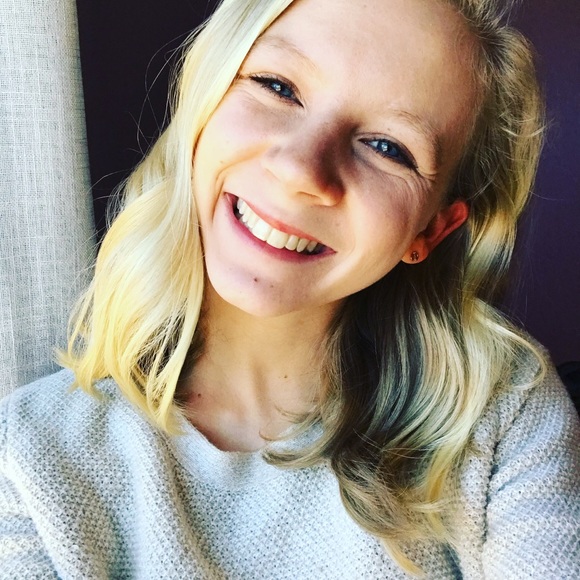 Profile Picture of Kristen Perreault (@kperreault23) on Poshmark