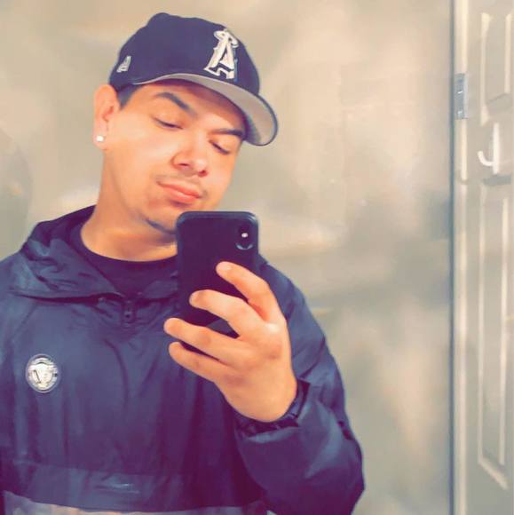 Danny Solorio - Poshmark Profile Picture of Danny Solorio (@dannyboyyy89) on Poshmark