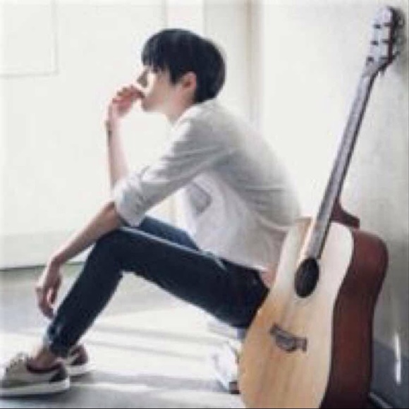 Profile Picture of 风流藏 残影 (@yu949643028) on Poshmark
