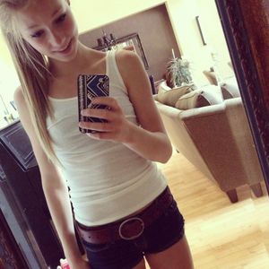 Profile Picture of Julia Green (@j.u.l.i.a) on Myspace