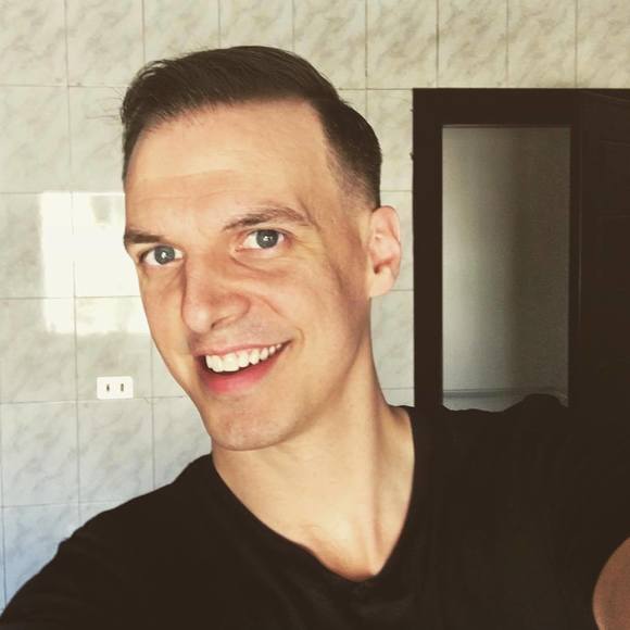 Profile Picture of Mitchell Wedgewood (@mitch_589) on Poshmark