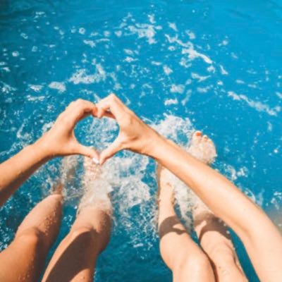 Profile Picture of Pools & Hot Tubs (@Pools_HotTubs) on Twitter