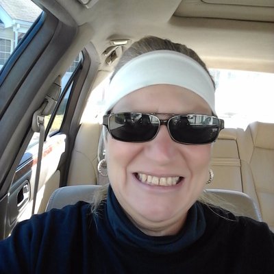 Profile Picture of Jackie Klein (@jackieklein1966) on Twitter