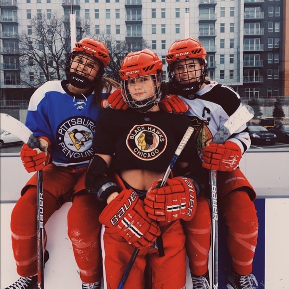 Profile Picture of Amanda Nylander (@anylander7) on Poshmark