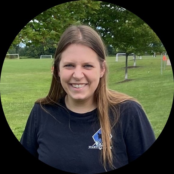 Profile Picture of Sydney Dowdle (@ssawyer010) on Poshmark