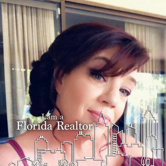 Profile Picture of Briana Nester (@briananester) on Poshmark