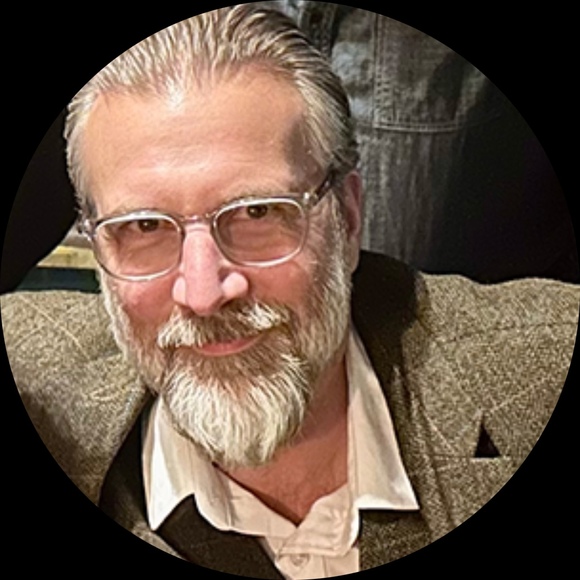 Profile Picture of Lawrence Peryer (@lperyer) on Poshmark