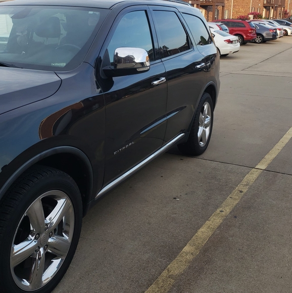 Profile Picture of Karell Álvarez (@4022761096) on Poshmark