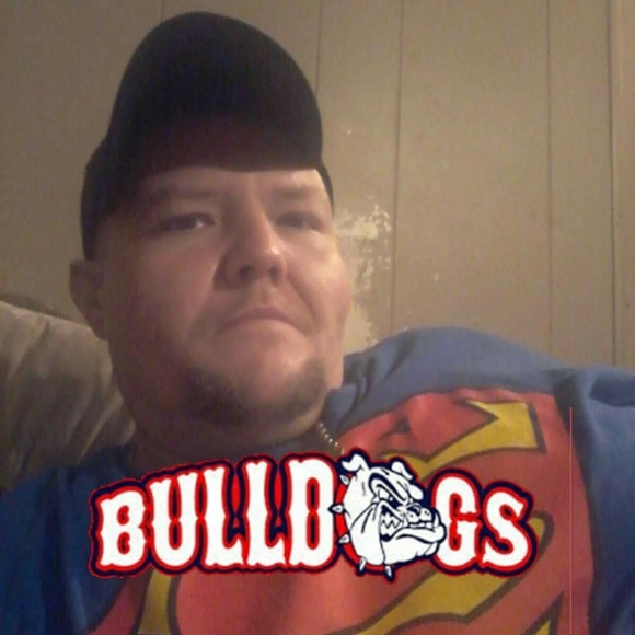 Profile Picture of Michael Cook (@cook10301980) on Poshmark
