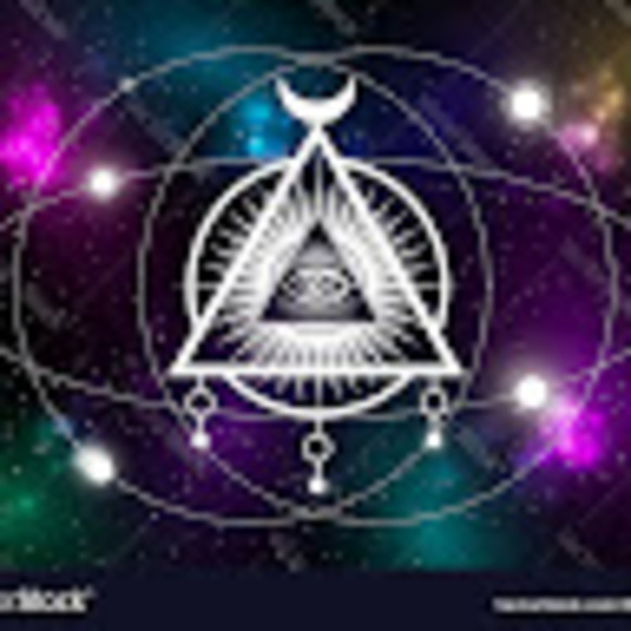 Profile Picture of Maylin Godinez-godinez (@s9161412) on Poshmark