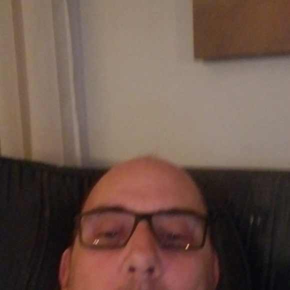 Profile Picture of Frank Quinn (@fquinn0430) on Poshmark