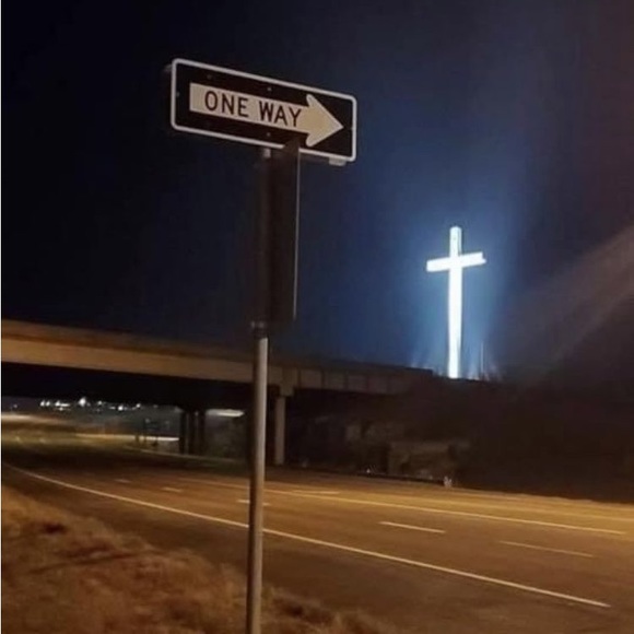 Profile Picture of Raymond Davis (@lilrd) on Poshmark