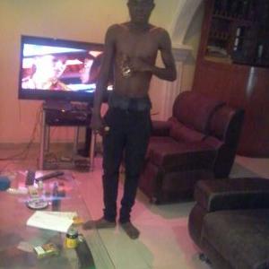 Profile Picture of larry Alvin ayiyi (@LarryAyiyi) on Twitter