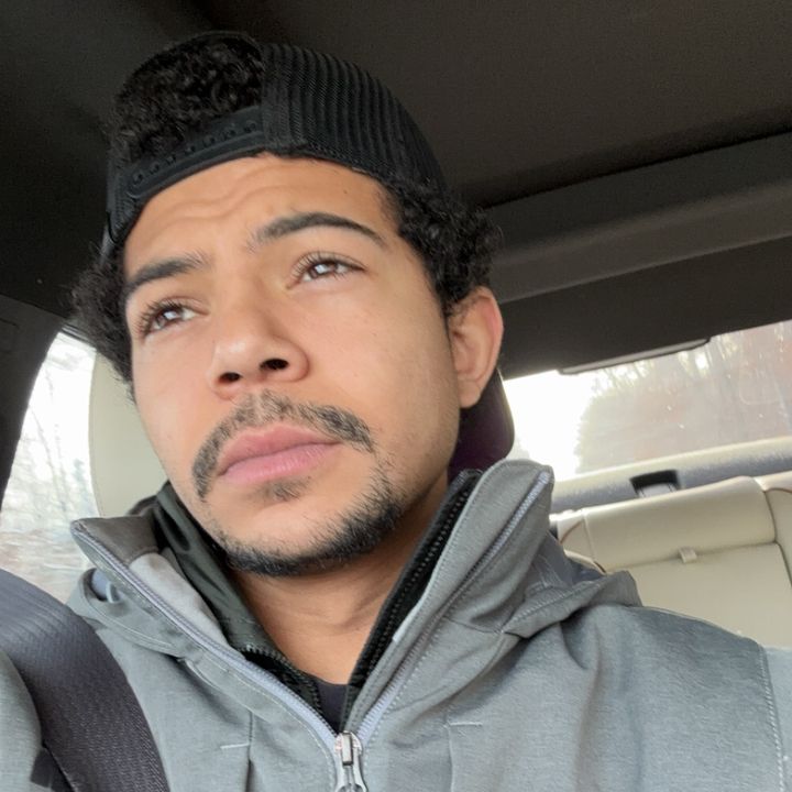 Profile Picture of Drew Robinson (@drewrobinson) on Tiktok