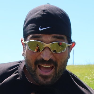 Profile Picture of Ivan Singleton (@junior120872) on Twitter