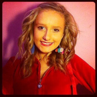 Profile Picture of Carly McLean (@carleymclean) on Twitter