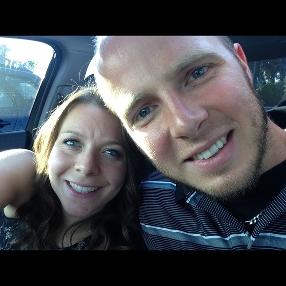 Profile Picture of Cassidy Fischer (@cassidypfp) on Poshmark