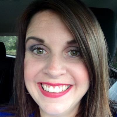 Profile Picture of Laurie Short-Cahill (@lauriecahill) on Twitter