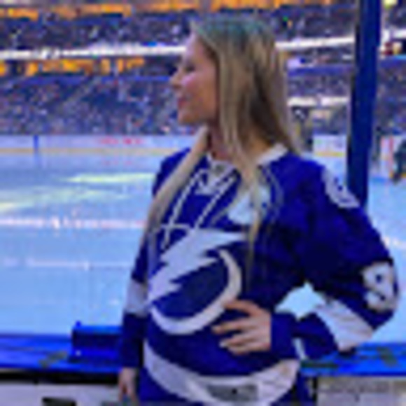 Profile Picture of Alexandra Belous (@a_belous) on Poshmark