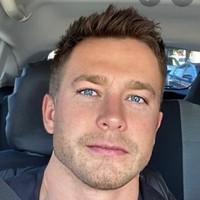 Profile Picture of Dennis Liao  (@dennis-liao-13) on Quora