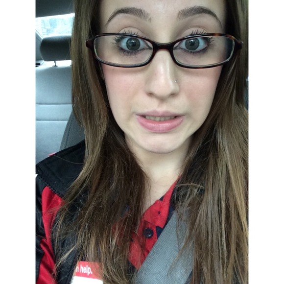 Profile Picture of Alexandria Scheppa (@dolcedancer789) on Poshmark