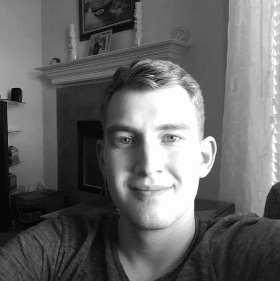 Profile Picture of Jonathan Holland (@alric123456788) on Poshmark