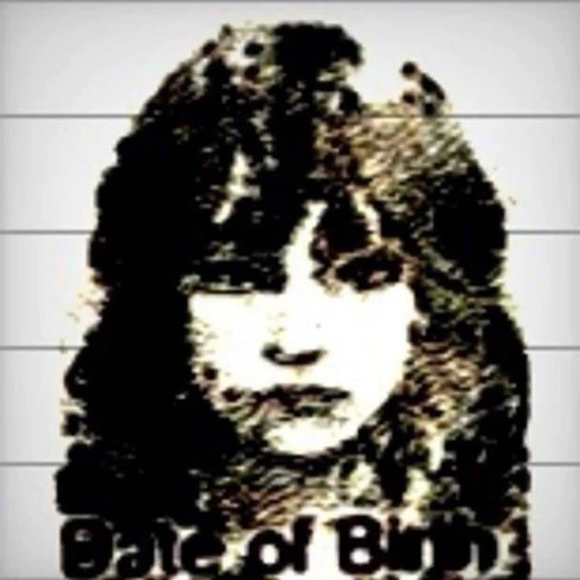 Profile Picture of Michael Angello (@mikeyzzn) on Poshmark