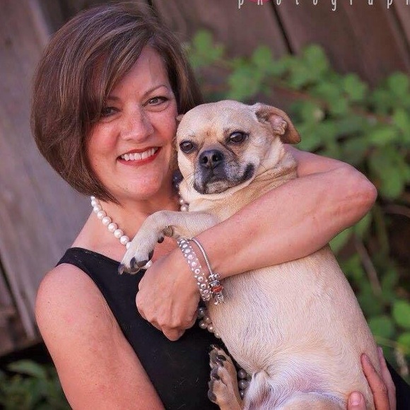 Profile Picture of Karie Brodhun (@brodie1964) on Poshmark