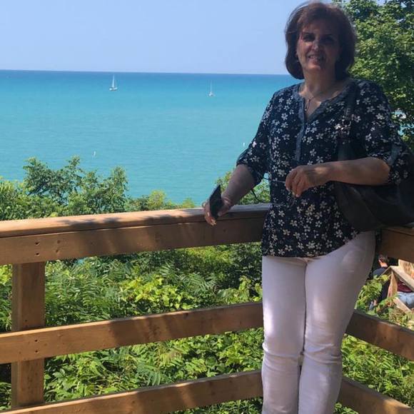 Profile Picture of Manijeh Naderi (@m_naderi_sh) on Poshmark