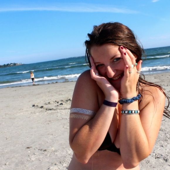 Profile Picture of Tori Parker (@tparkervt) on Poshmark