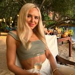 Profile Picture of Sasha Roberts ✨ (@sashalouiseroberts) on Instagram