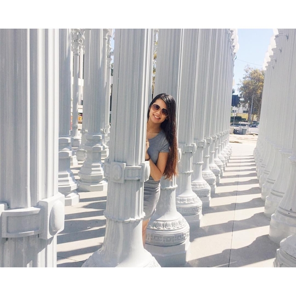 Profile Picture of Liina Le (@liinale09) on Poshmark