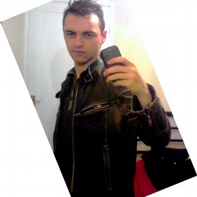 Profile Picture of Zach Chamberlain (@69Dizzebro69) on Twitter