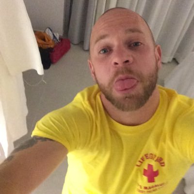 Profile Picture of Adam Reay (@hooreay) on Twitter