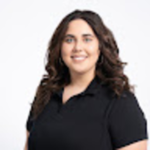 Profile Picture of Tiffany Treppa (@tiffanytreppa) on Poshmark