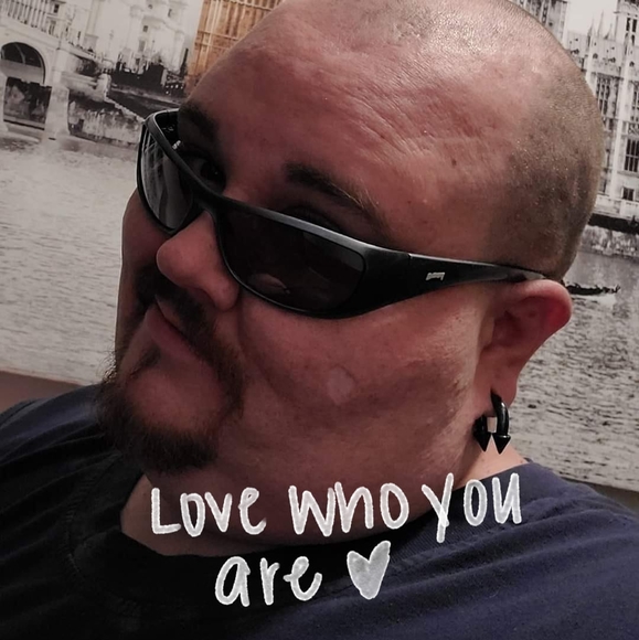 Profile Picture of Graham Steele jr (@kilograham84) on Poshmark