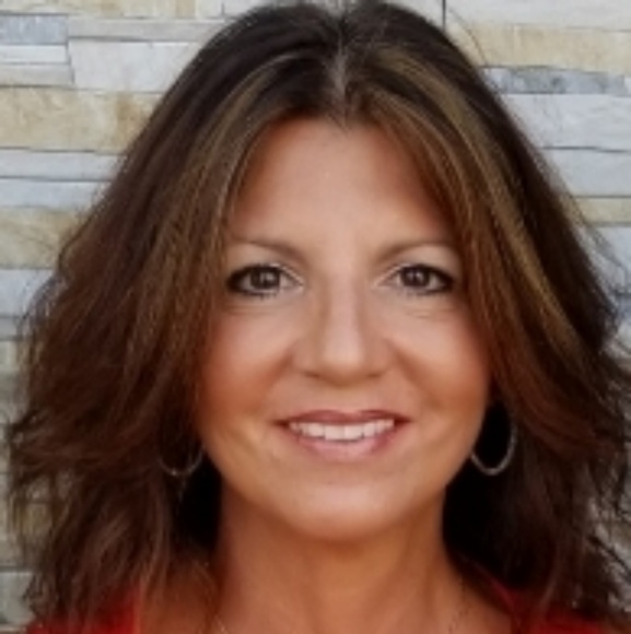 Profile Picture of Georgette Vastardis (@gigika111) on Poshmark