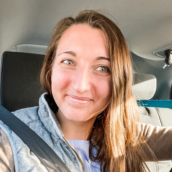 Profile Picture of Abby Cornue (@nurseabby33) on Poshmark