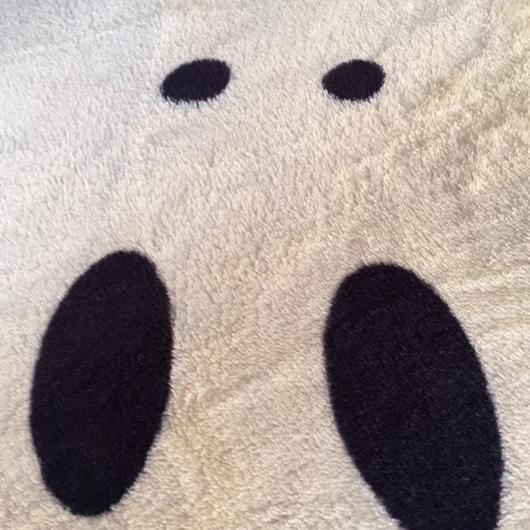 Profile Picture of Yu Yu (@ccpp064) on Poshmark