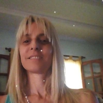 Profile Picture of Lorena Olea (@lorenaolea74) on Twitter