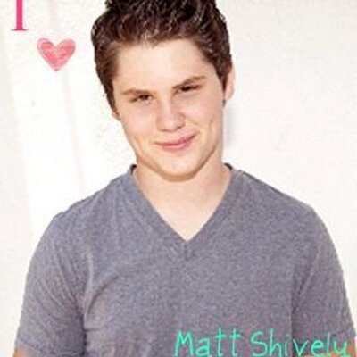 Profile Picture of MattShively:) (@iheartMattShive) on Twitter