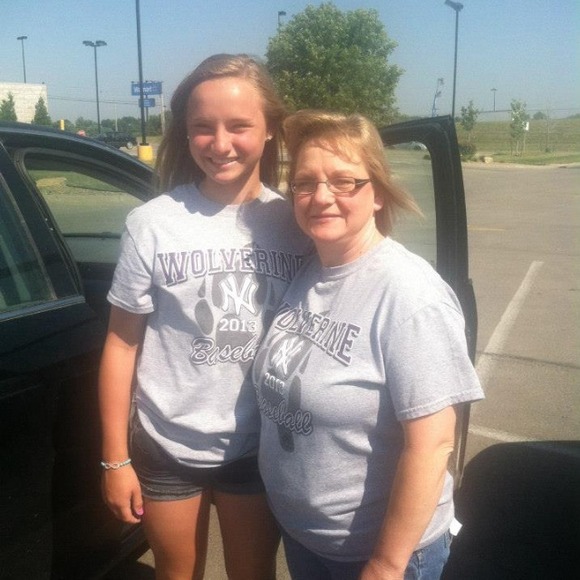 Profile Picture of Jodi Baudler (@jodi_baudler) on Poshmark