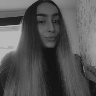 Profile Picture of Leah (@Leah_Sharp1) on Twitter