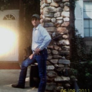 Profile Picture of Ronald Ewing (@RonaldRuntEwing) on Twitter