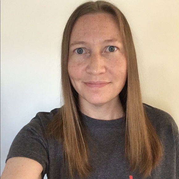 Profile Picture of Kristine Derkovitz (@sweetvisionz) on Poshmark