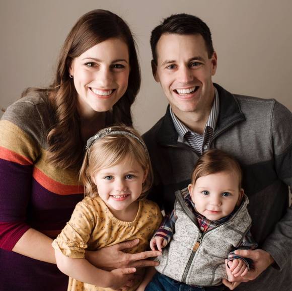 Profile Picture of April Hansen (@amhansen9) on Poshmark